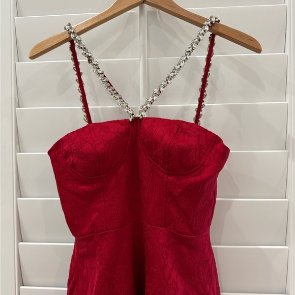 Chou Chou Women’s Dress Chic Strapless Red Dress
“Be simple yet Elegant” - Picture 4 of 15